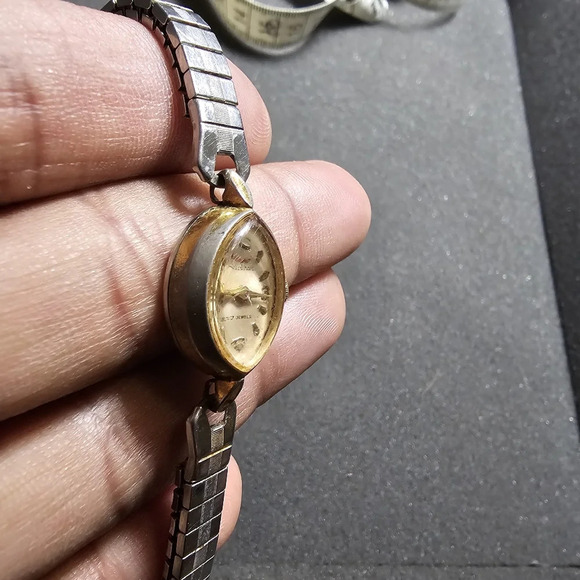 Vintage Waltham 17 Jewels Ladies Swiss Cocktail Watch Mechanical Wind Working sh - Picture 5 of 10